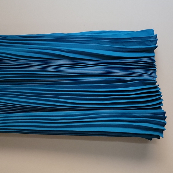 Nanette Nanette Lepore Teal Smocked Neck Pleated Sleeveless Dress 10 - Picture 13 of 15